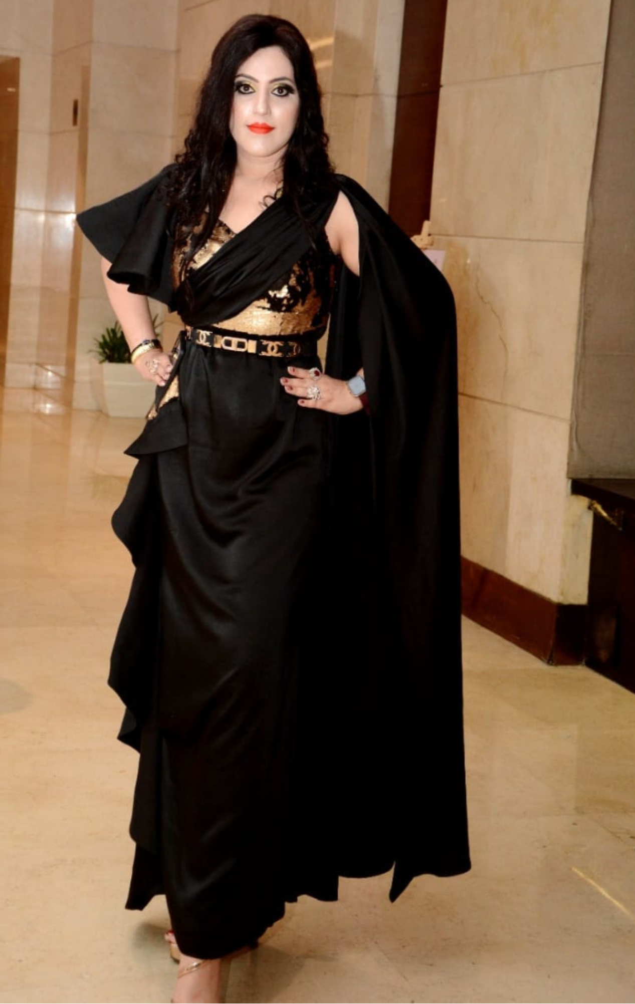 One piece Dress embellished with gold sequence shades