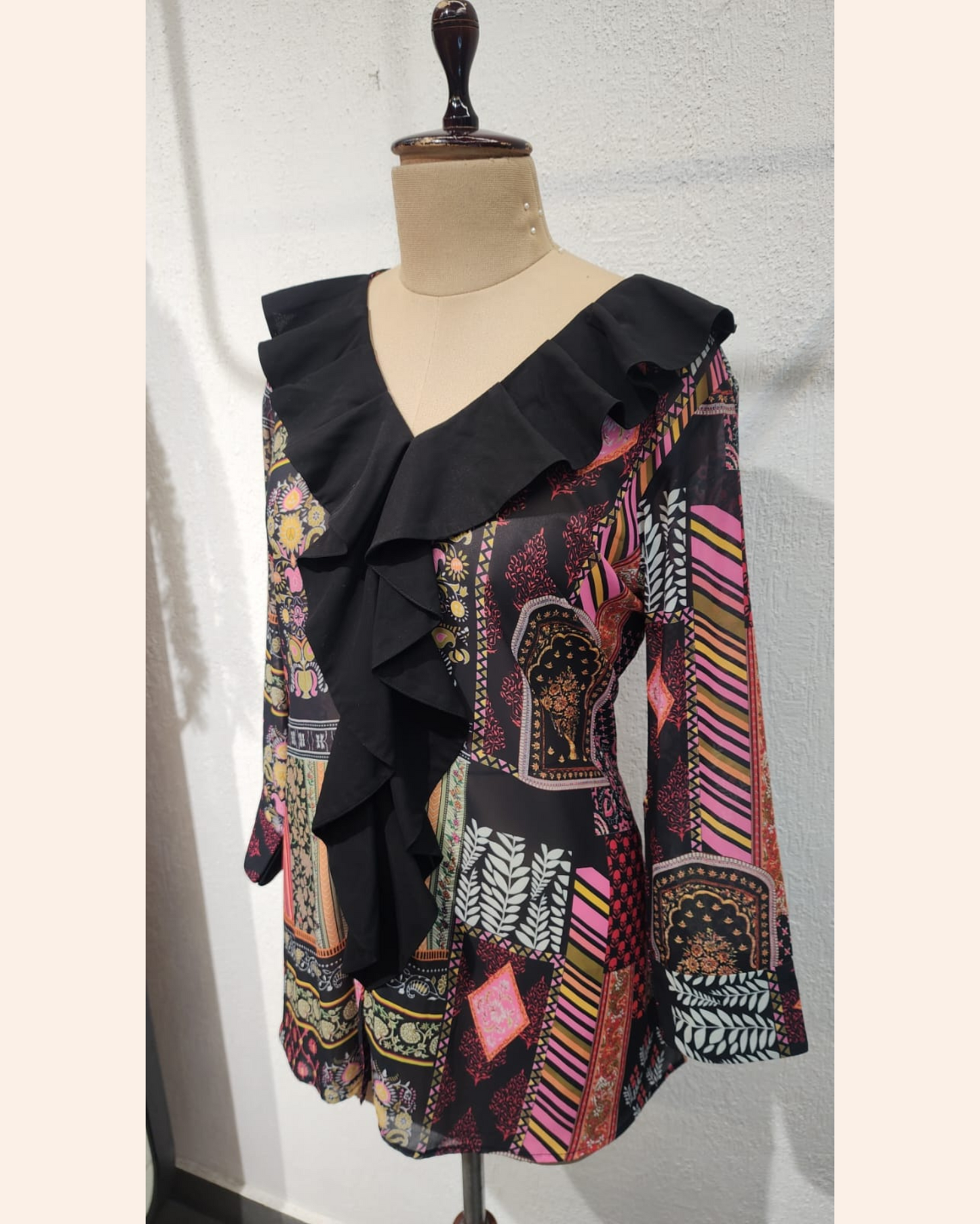 Stylish top with ruffles