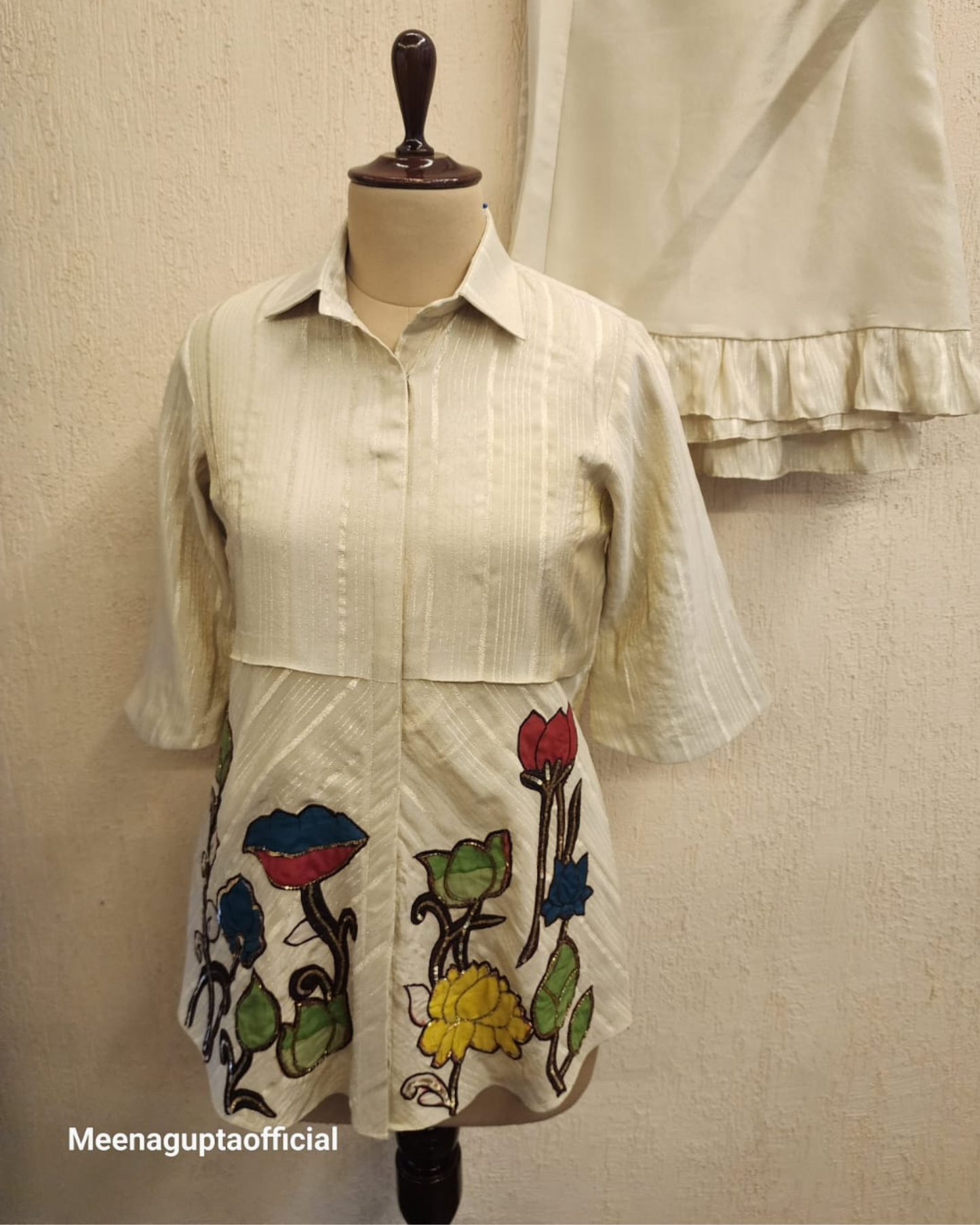 Tissue Kurta with Kalamkari Painting & Embroidery Highlights