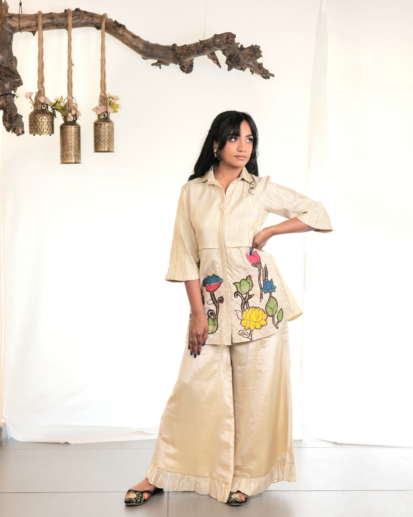 Tissue Coord set with Kalamkari Painting & Embroidery Highlights