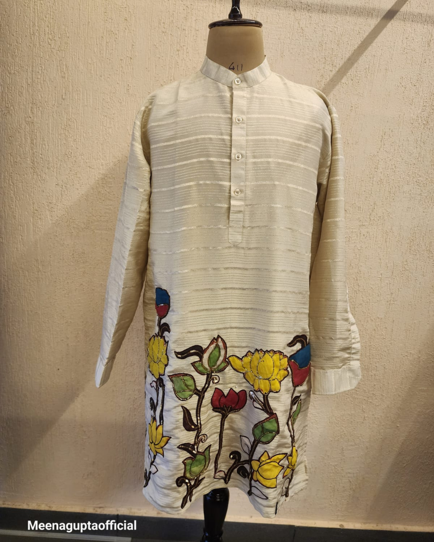 Tissue Kurta with Kalamkari Painting & Embroidery Highlights