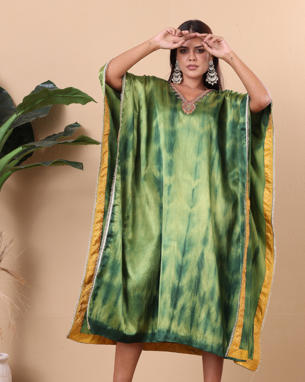 Ethnic Kaftan in Vintage and Antique Embroidery