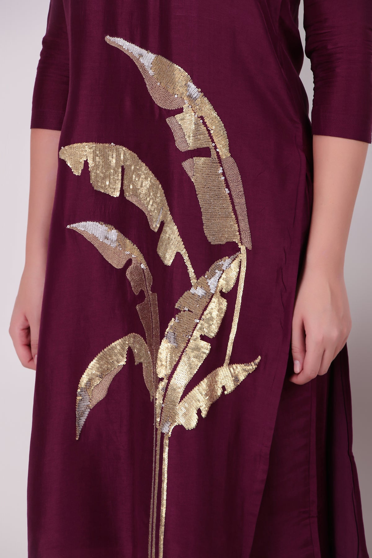 Deep Plum Cotton-Silk Sequined Leaf Motif Kurta Set with Pant